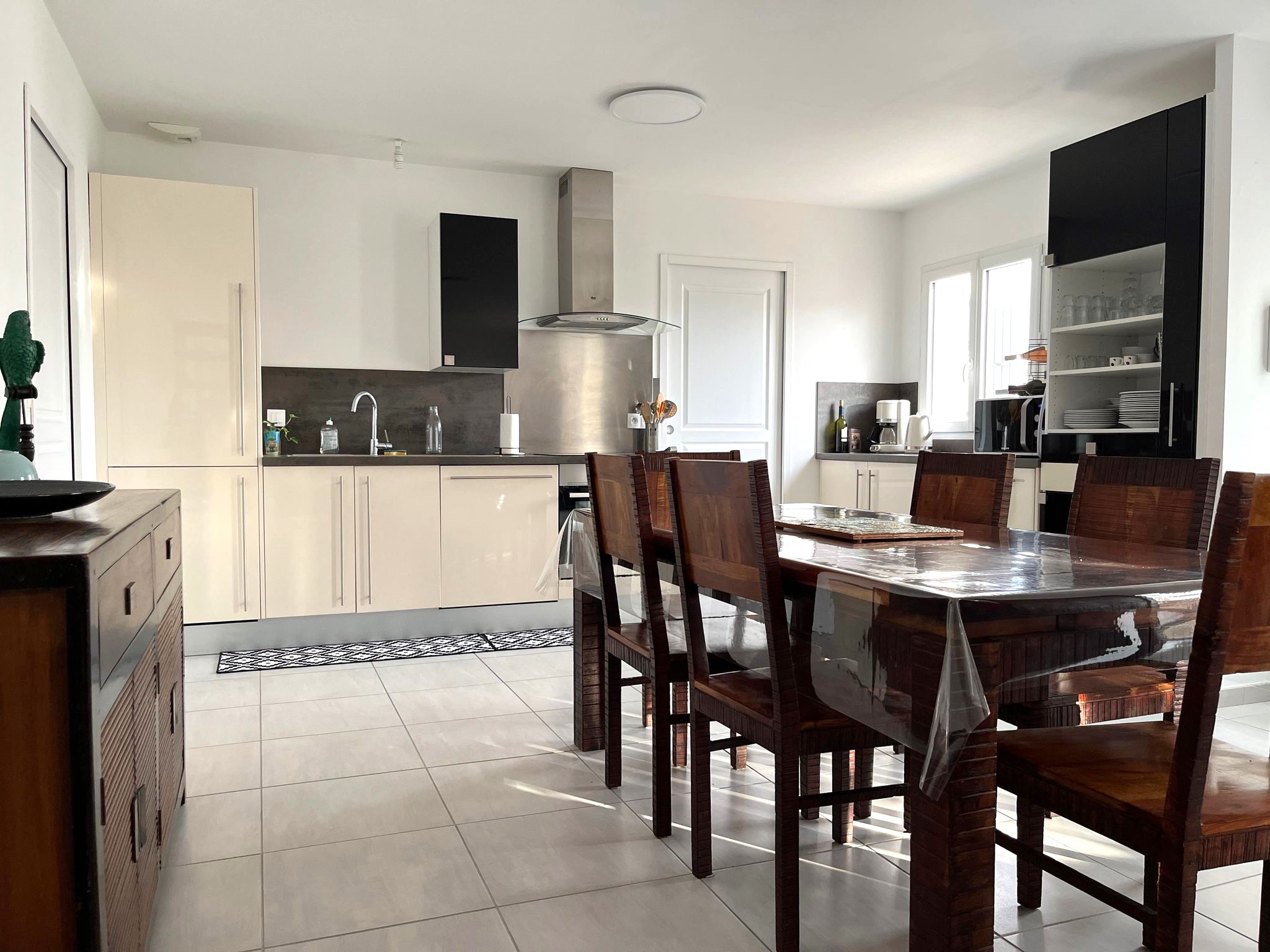 Les Tamaris, Salles sur Mer