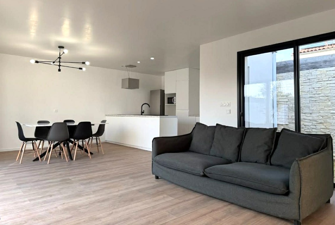 MEUBLE – Maison (98 m²) Saint Vivien